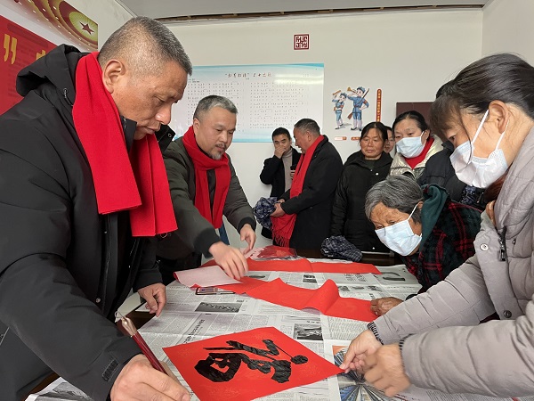 胡仁球老师.jpg
